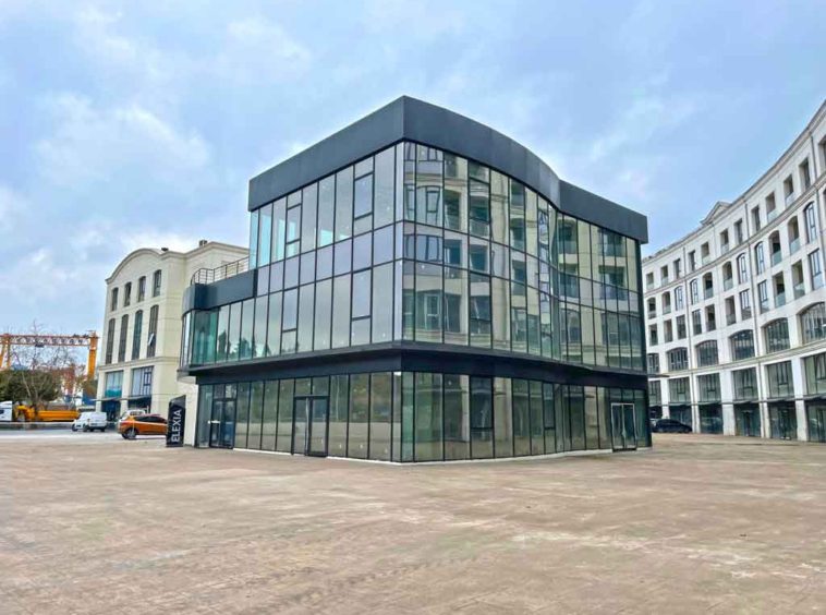 commercial building for sale in Tuzla